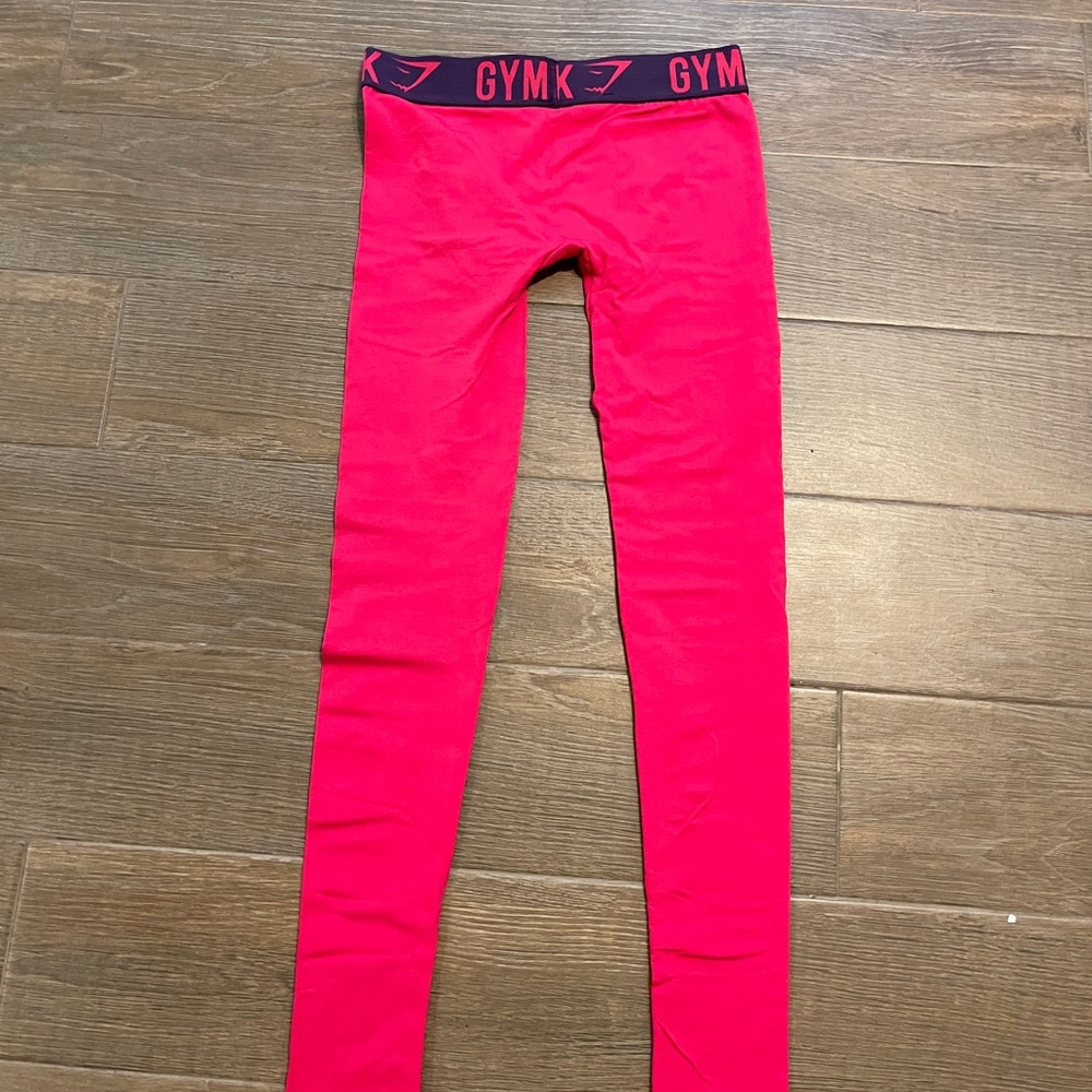 Neon Pink gymshark leggings
